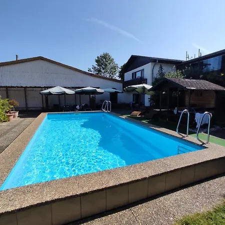 Апартаменты Moselferienweingut Schaefer *