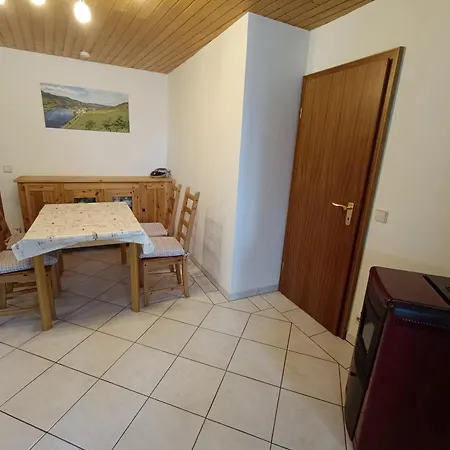 Moselferienweingut Schaefer *