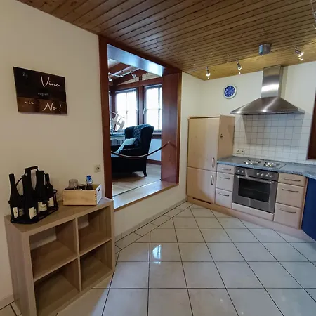 Апартаменты Moselferienweingut Schaefer *