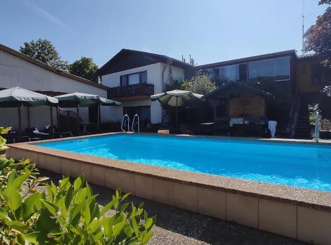 Moselferienweingut Schaefer Apartment Wintrich