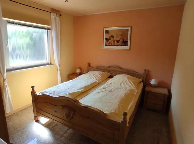 Moselferienweingut Schaefer * Wintrich